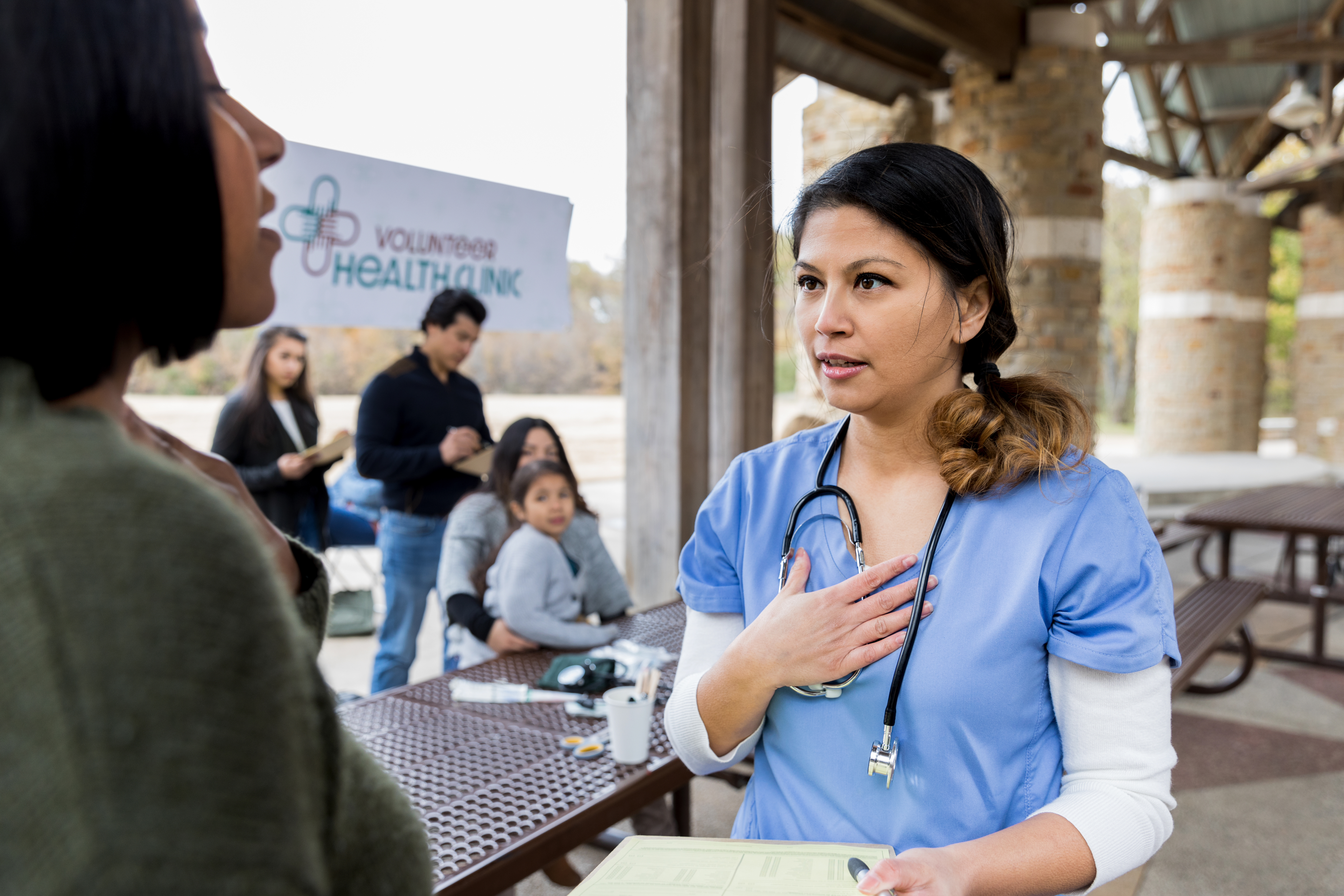 Portrayal of a Capella University online MSN student at a volunteer health clinic